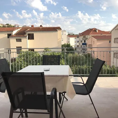 شقة With A Parking Space Podstrana, Split - 15743