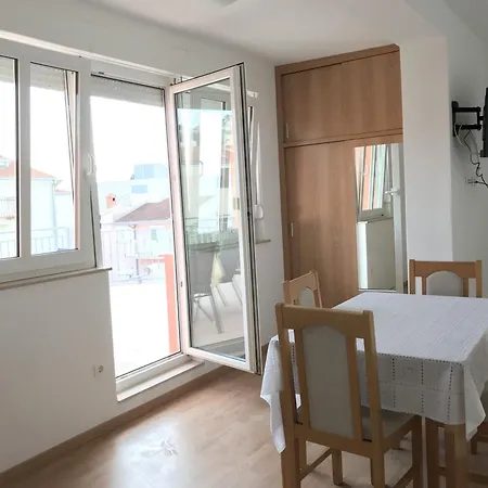 Apartman With A Parking Space Podstrana, Split - 15743 Podstrana